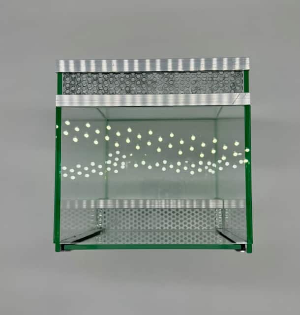 Małe terrarium dla pająka gilotyna z wentylacją 15x15x20