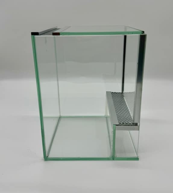 Małe terrarium dla pająka gilotyna z wentylacją 15x15x20