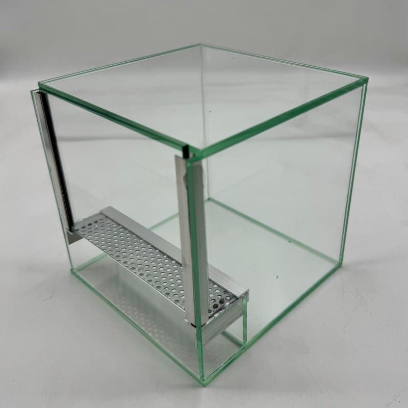 Nano terrarium dla pająka gilotyna z wentylacją 15x15x15