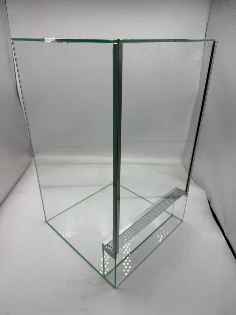 Terrarium dla gadów z wentylacją gilotyna 30x30x50