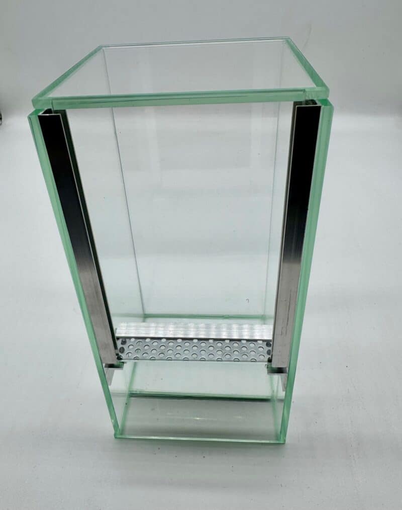 Nano terrarium dla pająka gilotyna z wentylacją 10x10x20