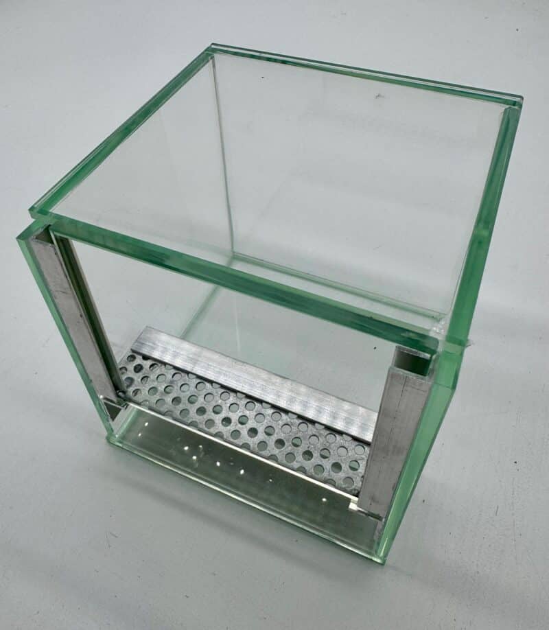 Nano terrarium dla pająka gilotyna z wentylacją 10x10x10